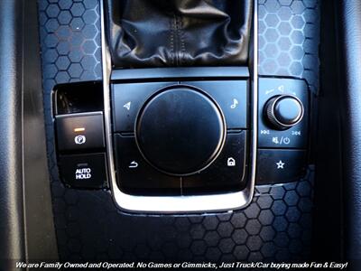 2022 Mazda Mazda3 Hatchback Premium   - Photo 43 - Mesa, AZ 85202