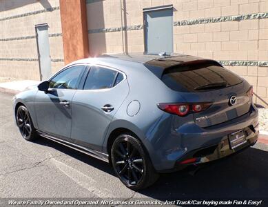 2022 Mazda Mazda3 Hatchback Premium   - Photo 6 - Mesa, AZ 85202