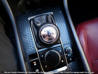 2022 Mazda Mazda3 Hatchback Premium   - Photo 44 - Mesa, AZ 85202