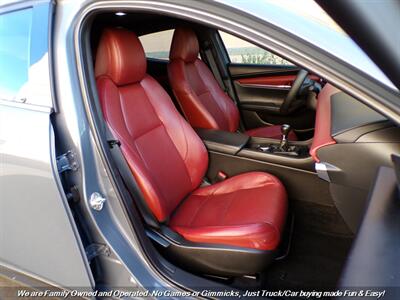 2022 Mazda Mazda3 Hatchback Premium   - Photo 27 - Mesa, AZ 85202