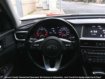 2020 Kia Optima EX Premium   - Photo 32 - Mesa, AZ 85202