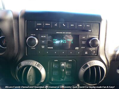 2013 Jeep Wrangler Unlimited Sport   - Photo 34 - Mesa, AZ 85202