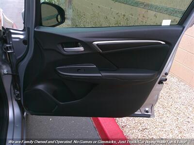 2019 Honda Fit LX   - Photo 31 - Mesa, AZ 85202