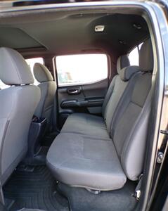 2017 Toyota Tacoma TRD Sport - Photo 15 - Mesa, AZ 85202
