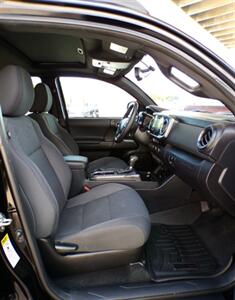 2017 Toyota Tacoma TRD Sport - Photo 28 - Mesa, AZ 85202