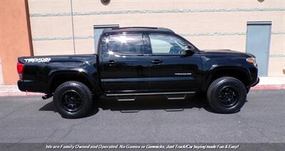 2017 Toyota Tacoma TRD Sport - Photo 5 - Mesa, AZ 85202