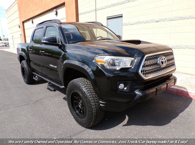 2017 Toyota Tacoma TRD Sport   - Photo 1 - Mesa, AZ 85202