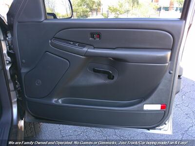 2006 GMC Sierra 2500 Crew Cab SLE 4X4   - Photo 30 - Mesa, AZ 85202