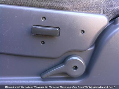 2006 GMC Sierra 2500 Crew Cab SLE 4X4   - Photo 16 - Mesa, AZ 85202