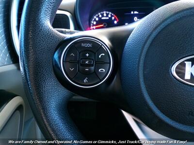 2020 Kia Soul LX - Photo 31 - Mesa, AZ 85202