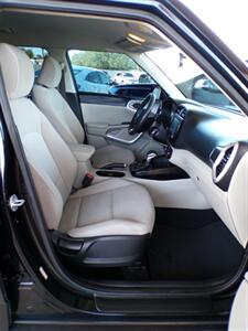 2020 Kia Soul LX - Photo 27 - Mesa, AZ 85202