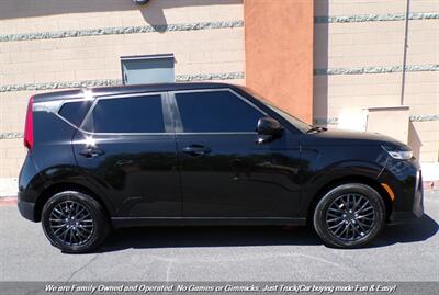 2020 Kia Soul LX - Photo 5 - Mesa, AZ 85202