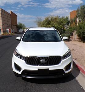 2016 Kia Sorento LX   - Photo 2 - Mesa, AZ 85202