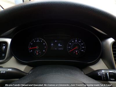2016 Kia Sorento LX   - Photo 11 - Mesa, AZ 85202