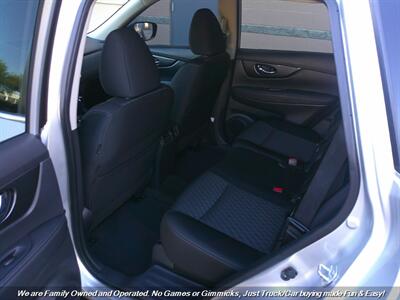 2017 Nissan Rogue SV   - Photo 20 - Mesa, AZ 85202
