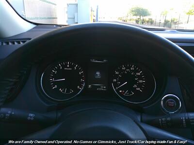 2017 Nissan Rogue SV   - Photo 11 - Mesa, AZ 85202
