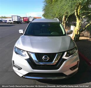 2017 Nissan Rogue SV   - Photo 2 - Mesa, AZ 85202
