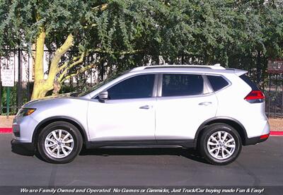 2017 Nissan Rogue SV   - Photo 8 - Mesa, AZ 85202