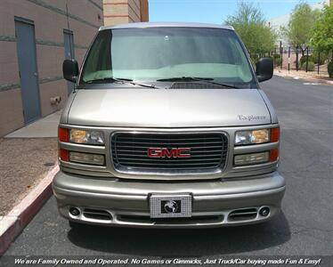 2002 Chevrolet Savana 1500 Passenger Van   - Photo 2 - Mesa, AZ 85202