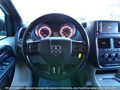 2020 Dodge Grand Caravan SXT - Photo 12 - Mesa, AZ 85202