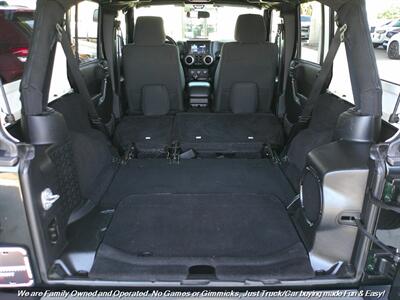 2012 Jeep Wrangler Sahara   - Photo 11 - Mesa, AZ 85202