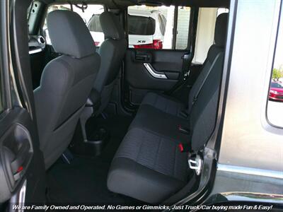 2012 Jeep Wrangler Sahara   - Photo 20 - Mesa, AZ 85202