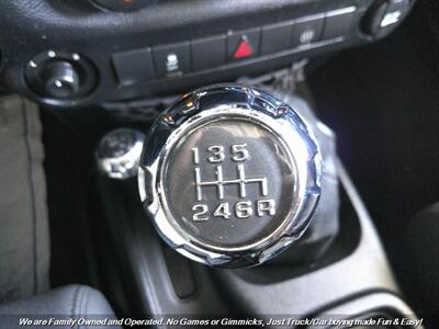 2012 Jeep Wrangler Sahara   - Photo 36 - Mesa, AZ 85202