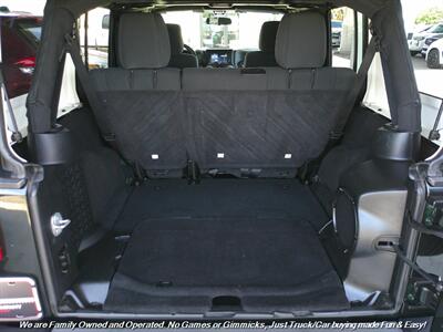 2012 Jeep Wrangler Sahara   - Photo 10 - Mesa, AZ 85202