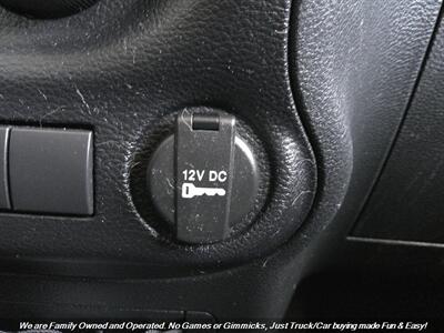 2012 Jeep Wrangler Sahara   - Photo 34 - Mesa, AZ 85202