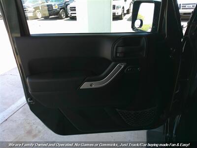 2012 Jeep Wrangler Sahara   - Photo 14 - Mesa, AZ 85202