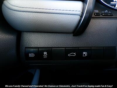 2018 Toyota Camry SE   - Photo 40 - Mesa, AZ 85202