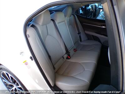 2018 Toyota Camry SE   - Photo 23 - Mesa, AZ 85202
