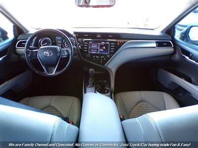 2018 Toyota Camry SE   - Photo 32 - Mesa, AZ 85202