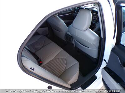 2018 Toyota Camry SE   - Photo 25 - Mesa, AZ 85202