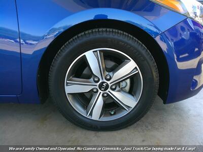 2019 Kia Forte LXS   - Photo 48 - Mesa, AZ 85202