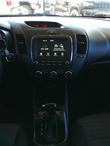2019 Kia Forte LXS   - Photo 34 - Mesa, AZ 85202