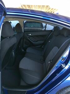 2019 Kia Forte LXS   - Photo 19 - Mesa, AZ 85202