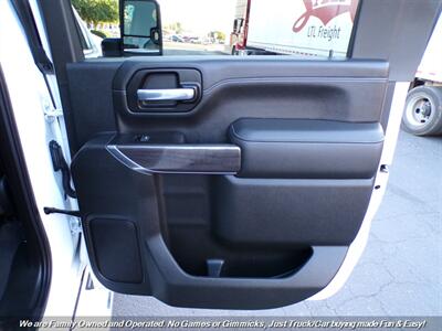 2020 Chevrolet Silverado 2500 Crew Cab LTZ 4X4   - Photo 32 - Mesa, AZ 85202