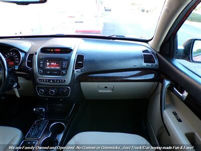 2014 Kia Sorento LX   - Photo 32 - Mesa, AZ 85202