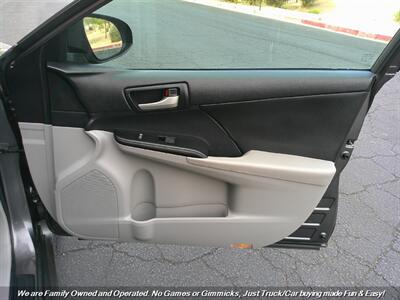 2013 Toyota Camry LE   - Photo 30 - Mesa, AZ 85202