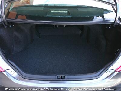 2013 Toyota Camry LE   - Photo 9 - Mesa, AZ 85202