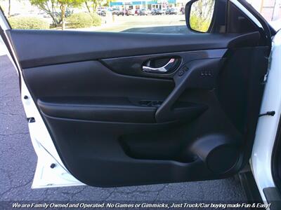 2018 Nissan Rogue SL   - Photo 13 - Mesa, AZ 85202