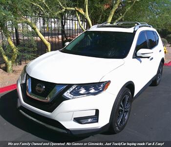2018 Nissan Rogue SL   - Photo 3 - Mesa, AZ 85202