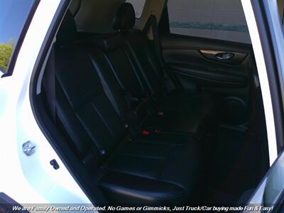 2018 Nissan Rogue SL   - Photo 24 - Mesa, AZ 85202