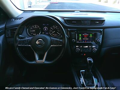 2018 Nissan Rogue SL   - Photo 35 - Mesa, AZ 85202