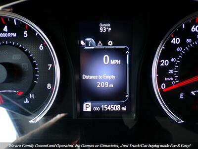 2017 Toyota Camry SE - Photo 10 - Mesa, AZ 85202