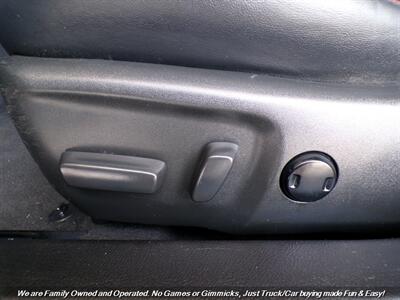 2017 Toyota Camry SE - Photo 17 - Mesa, AZ 85202