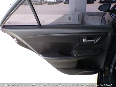 2017 Toyota Camry SE - Photo 18 - Mesa, AZ 85202