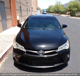 2017 Toyota Camry SE - Photo 2 - Mesa, AZ 85202