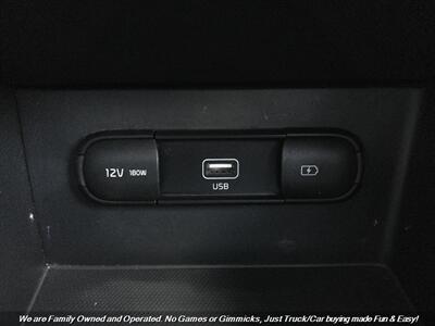 2020 Kia Niro LX   - Photo 39 - Mesa, AZ 85202